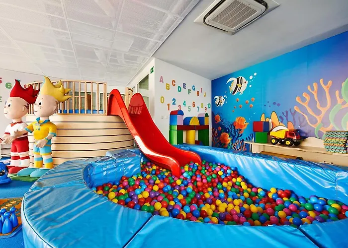 Vacationclub - Marine Hotel***** 221 Apartament *